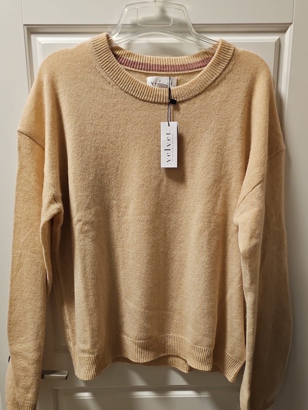 Velvet by Graham & Spencer Almond Brynne Cashmere Sweater XL SOLD OUT! - Picture 2 of 6